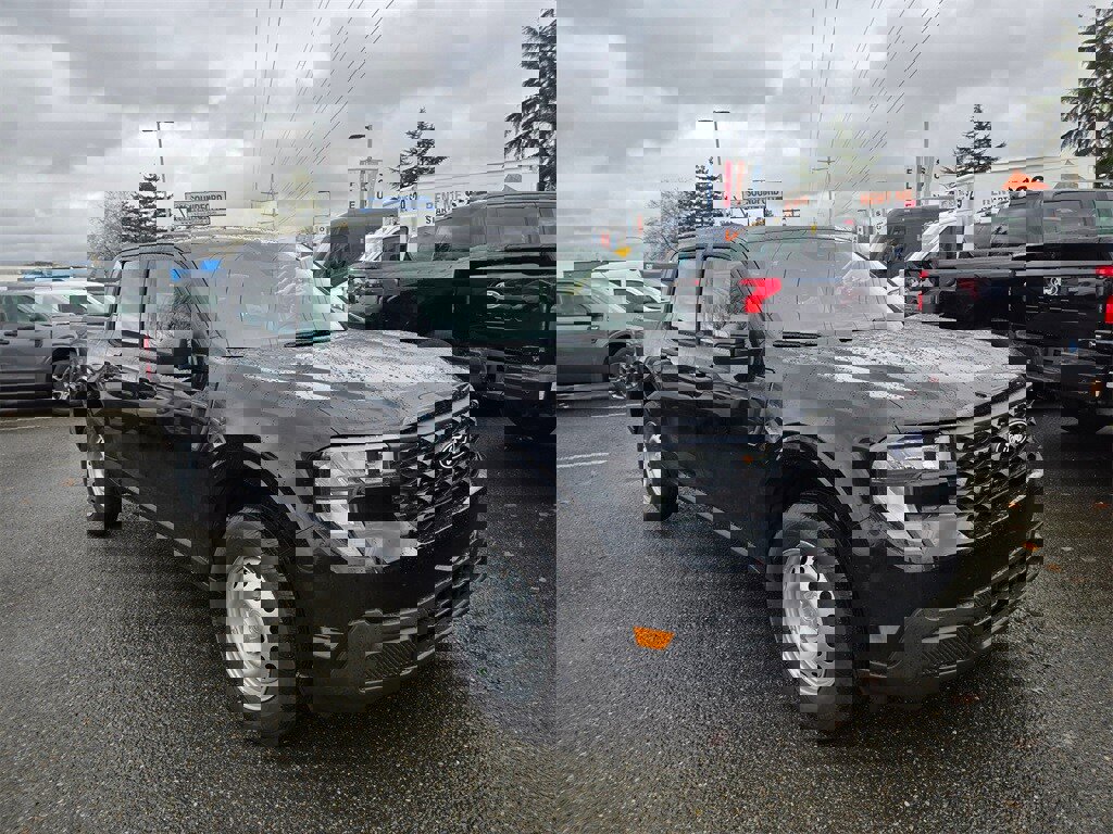 New 2026 Ford Maverick XL image 3