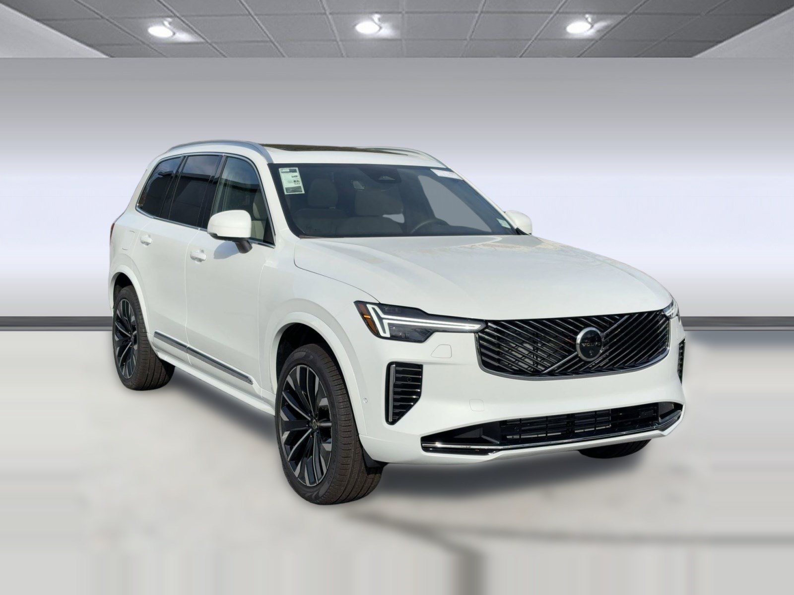 New 2026 Volvo XC90 T8 Plus AWD/4WD image 7