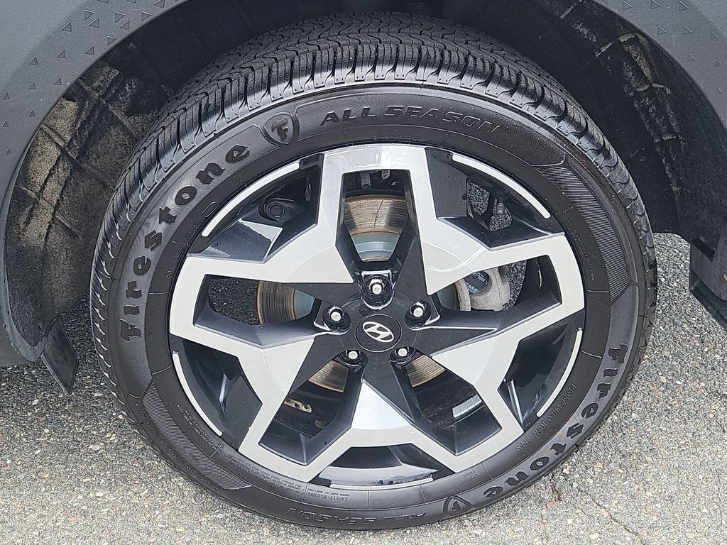 Used 2023 Hyundai Santa Cruz Limited AWD/4WD image 8