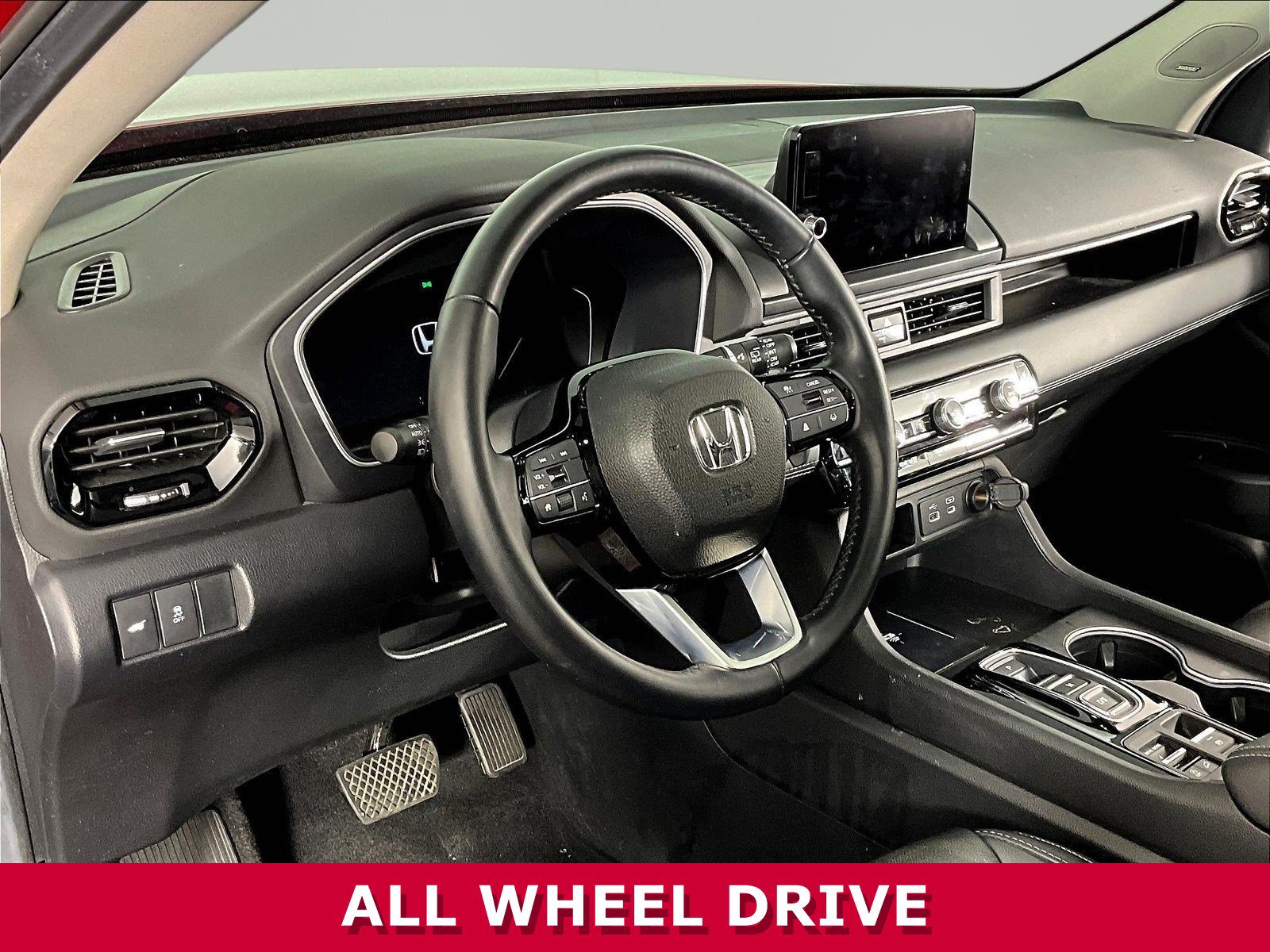Used 2025 Honda Pilot Touring image 15