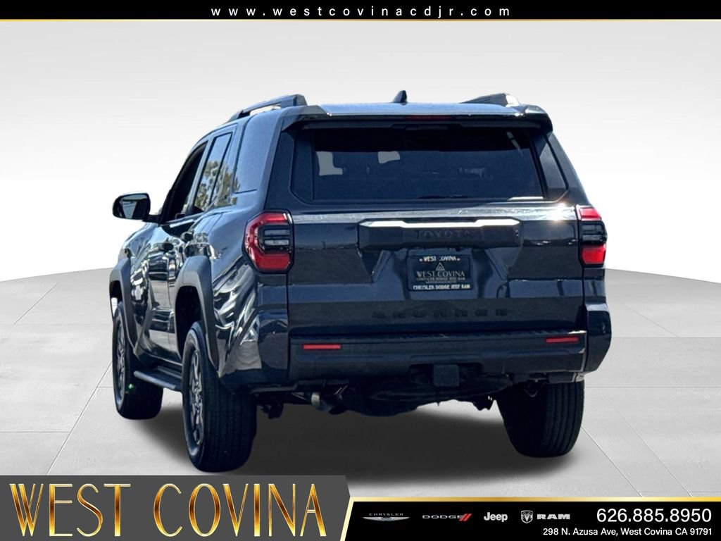 Used 2025 Toyota 4Runner SR5 AWD/4WD image 8