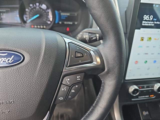 Used 2022 Ford Edge SEL w/ Sport Appearance Package image 19