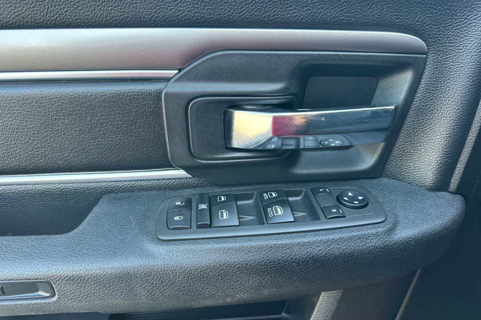 Used 2022 RAM 1500 Classic Warlock image 13