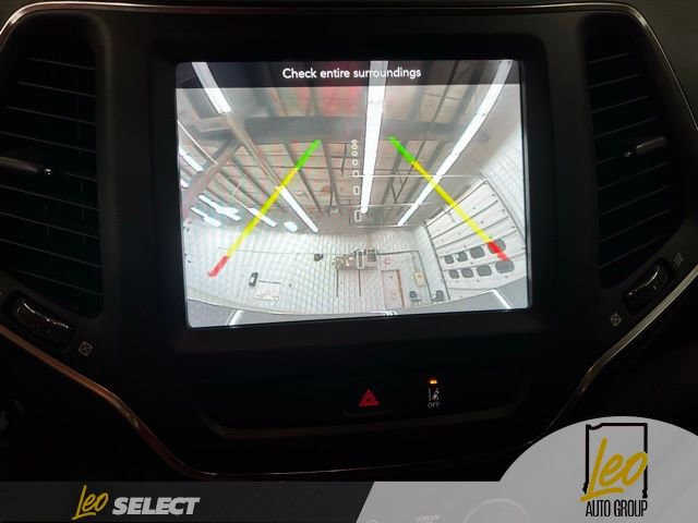 Used 2022 Jeep Cherokee Latitude Lux AWD/4WD image 16