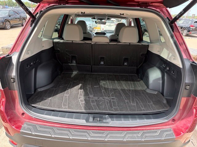 Used 2022 Subaru Forester Limited AWD/4WD image 15