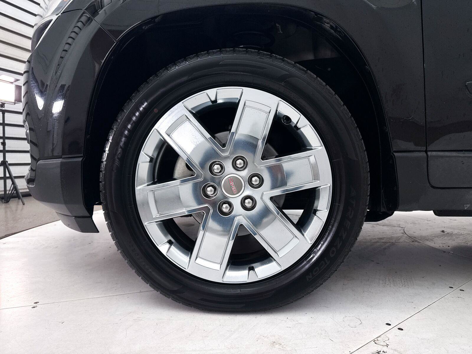 Used 2017 GMC Acadia Limited SLT FWD image 4