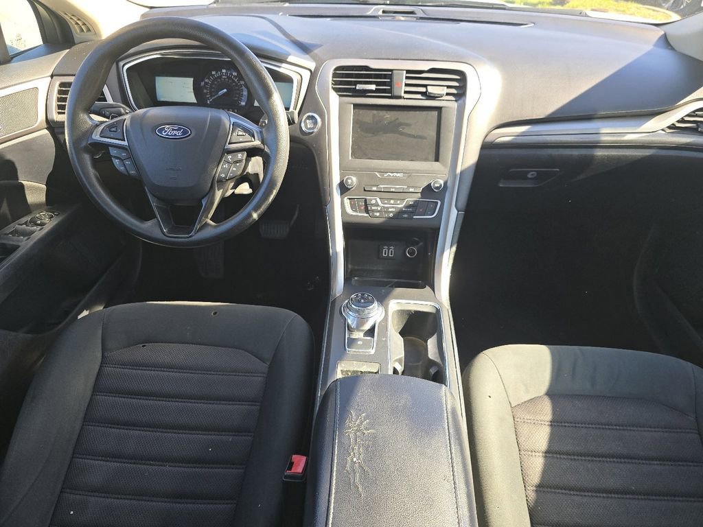 Used 2019 Ford Fusion SE AWD/4WD image 21