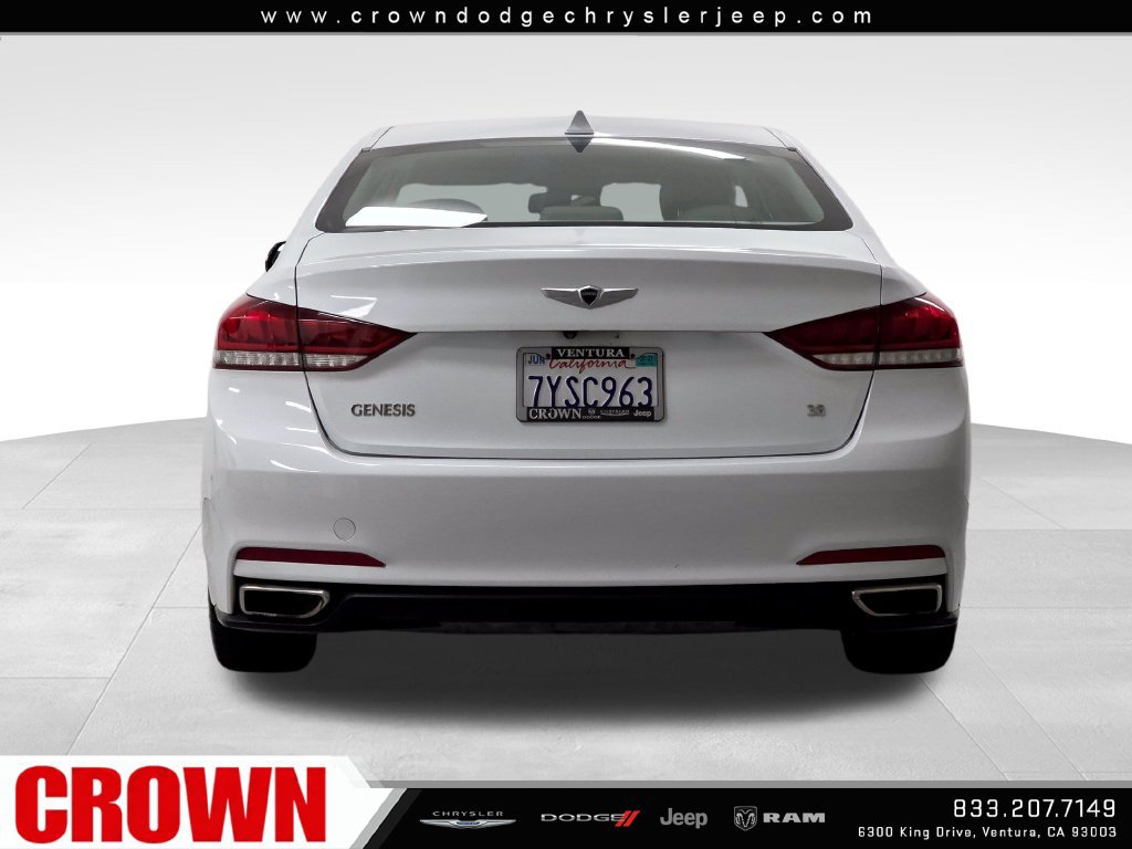 Used 2016 Hyundai Genesis 3.8 RWD image 6