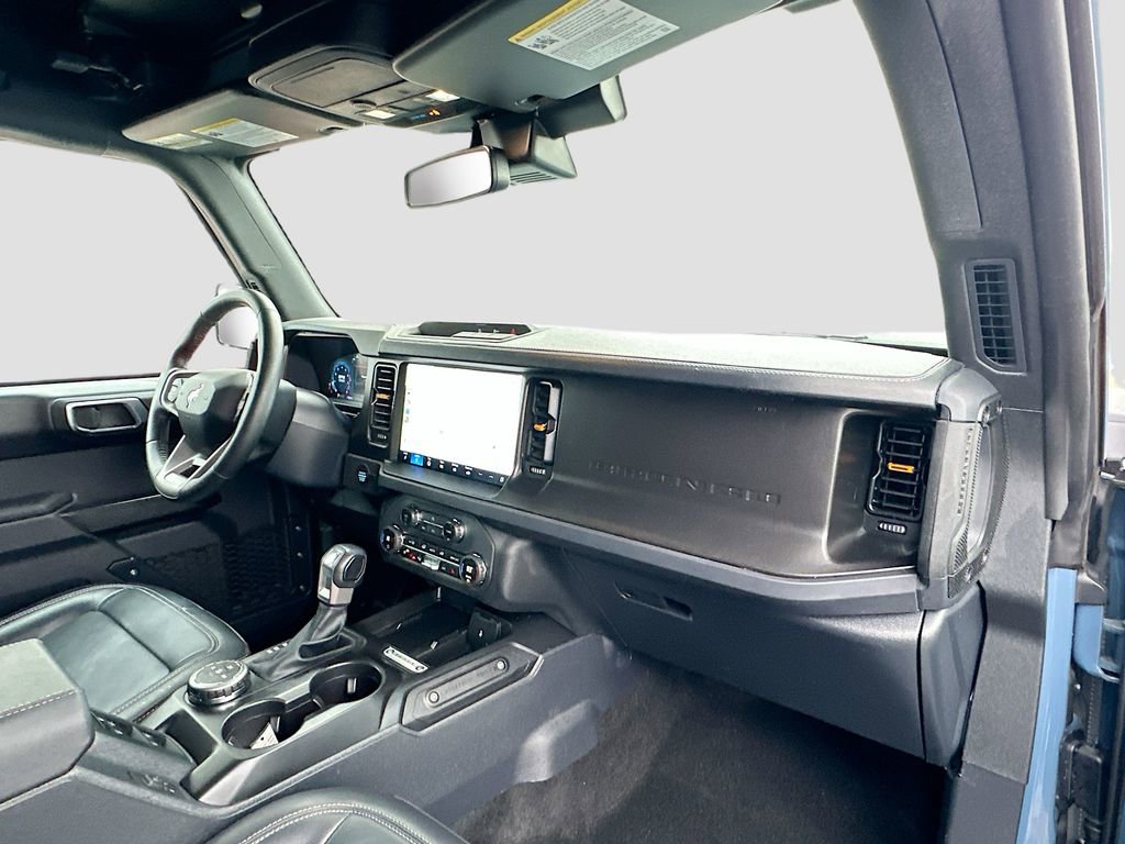 Used 2025 Ford Bronco Outer Banks AWD/4WD image 29
