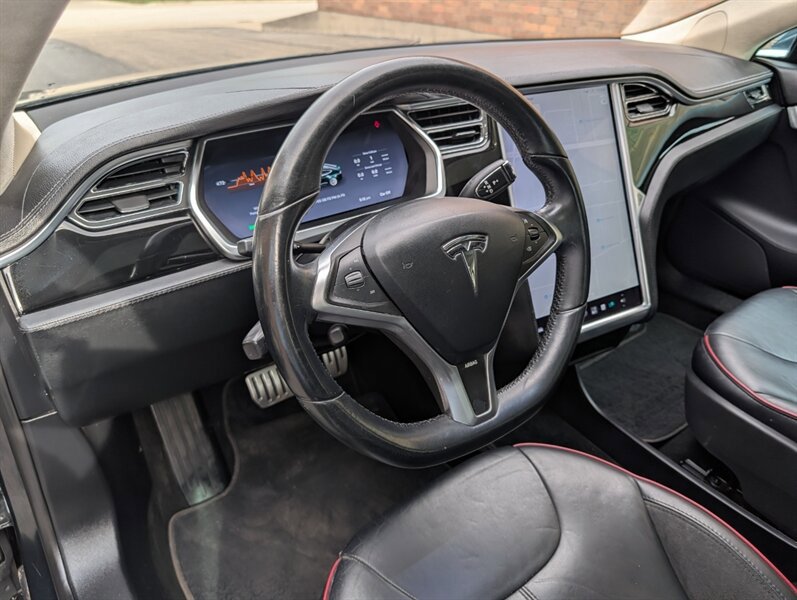 Used 2012 Tesla Model S Signature Performance RWD image 19