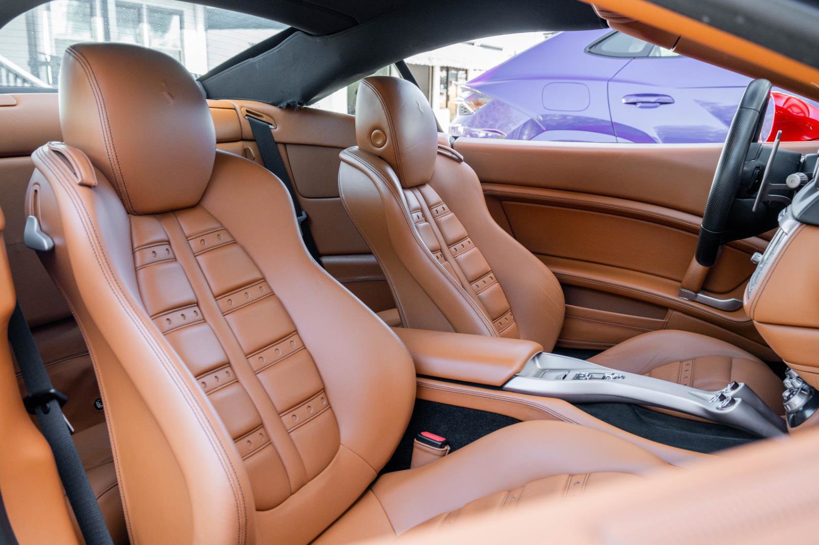 Used 2014 Ferrari California image 12