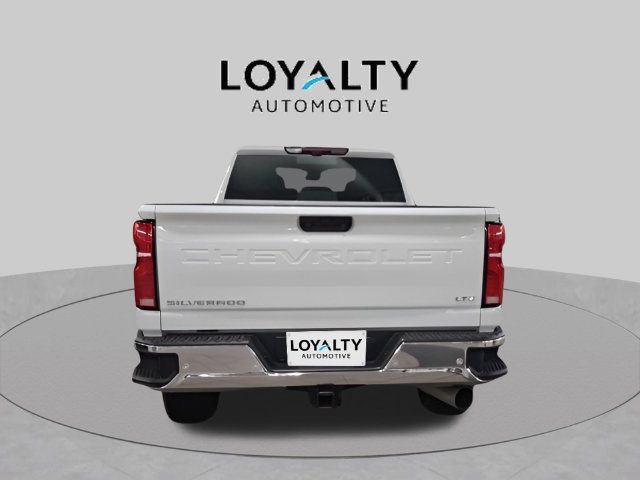 Used 2026 Chevrolet Silverado 3500 LTZ w/ LTZ Premium Package AWD/4WD image 4