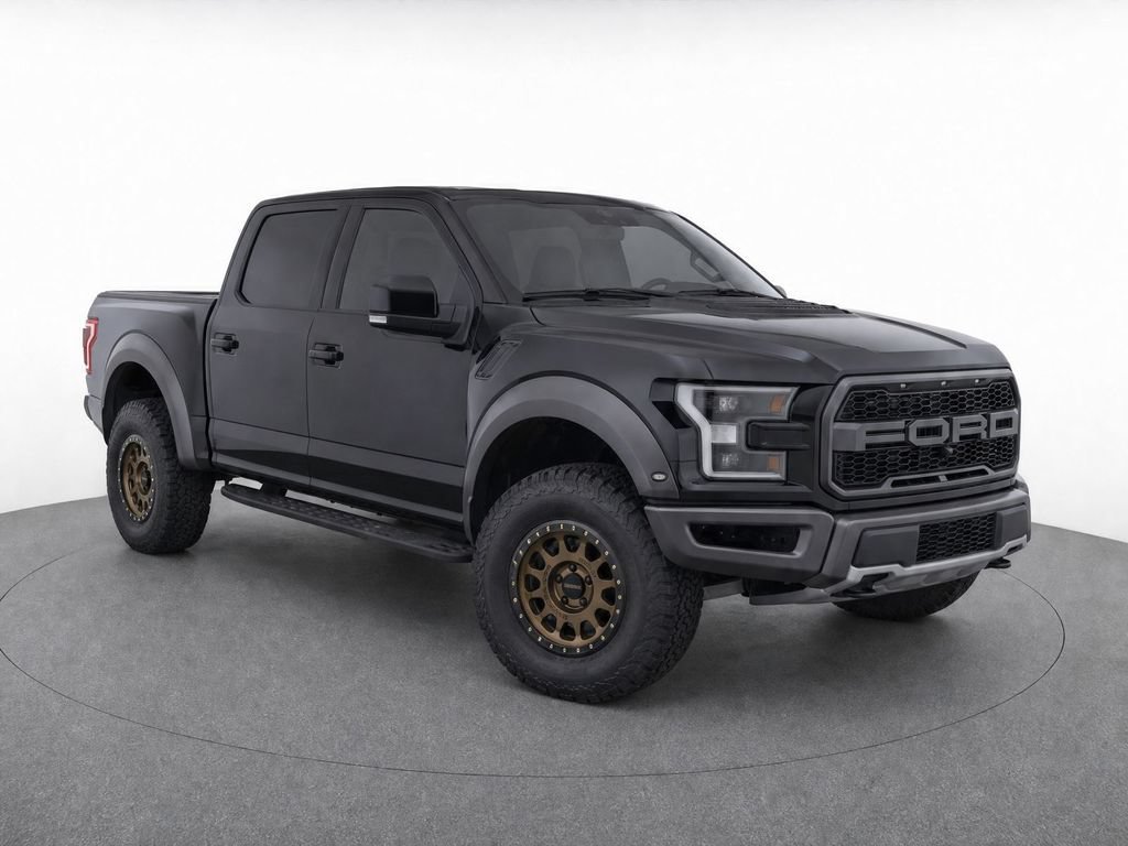 Used 2018 Ford F150 Raptor w/ Equipment Group 802A Luxury AWD/4WD image 2