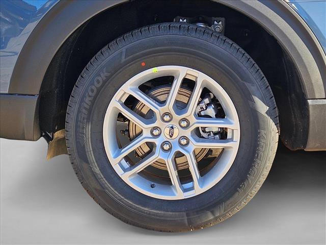 New 2026 Ford Explorer Active image 10