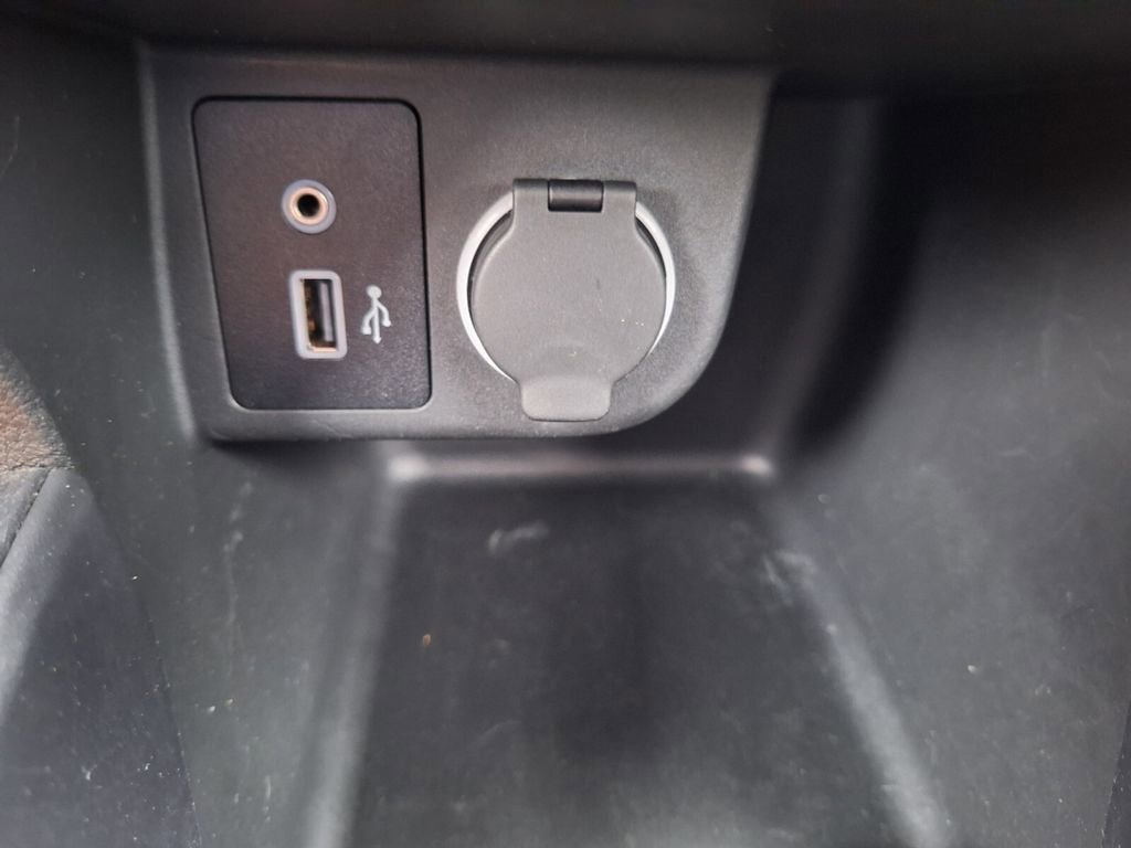 Used 2024 Nissan Kicks S FWD image 17