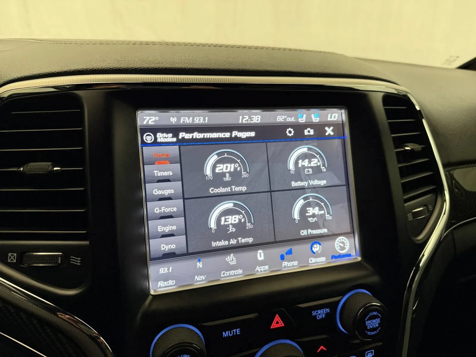 Used 2018 Jeep Grand Cherokee SRT AWD/4WD image 33