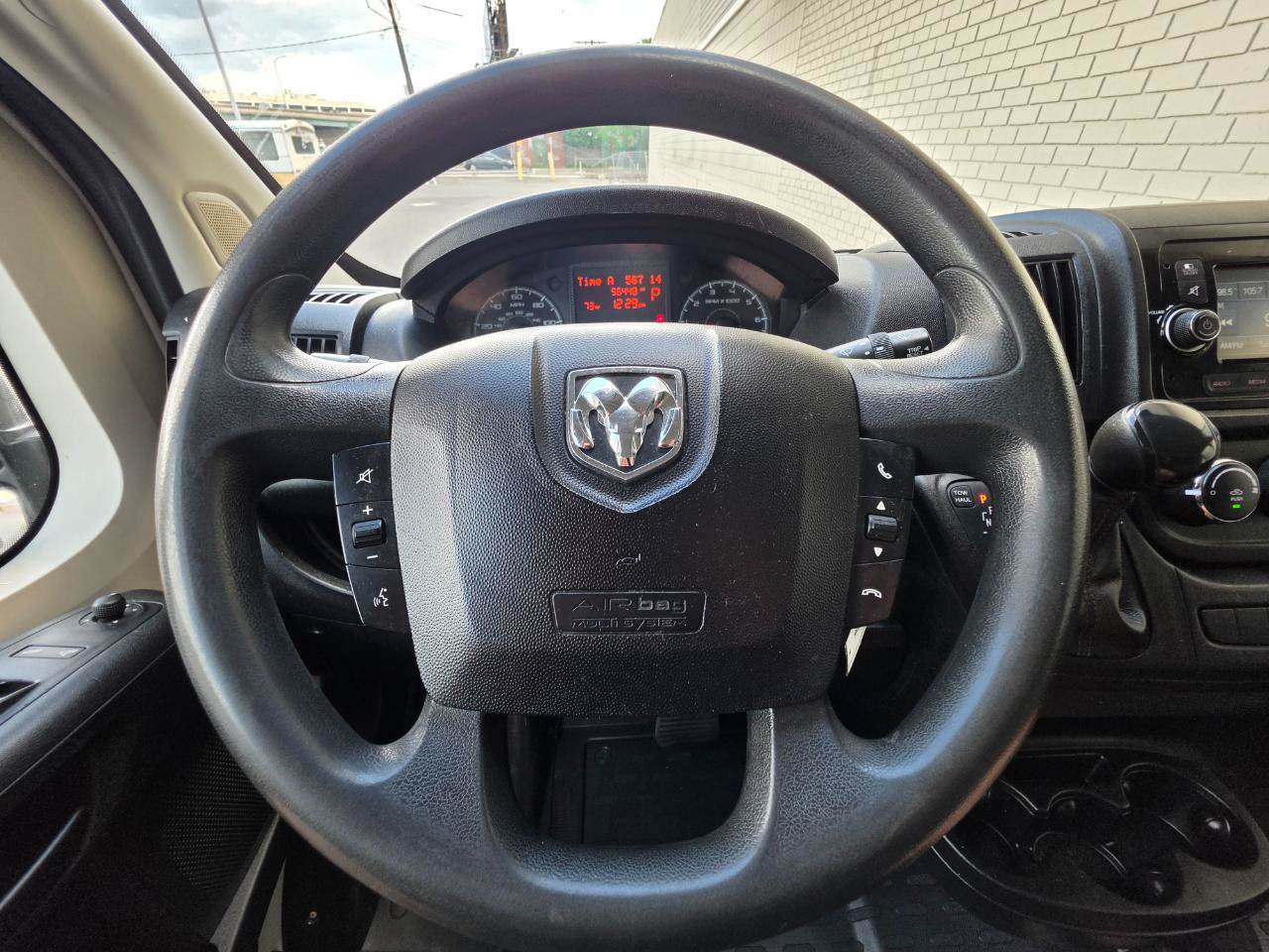 Used 2019 RAM ProMaster 2500 FWD image 17