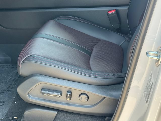 New 2026 Honda Pilot Black Edition image 14