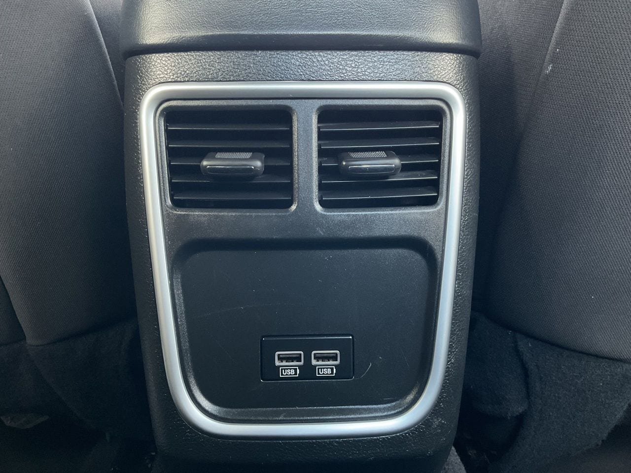 Used 2023 Dodge Charger SXT RWD image 11