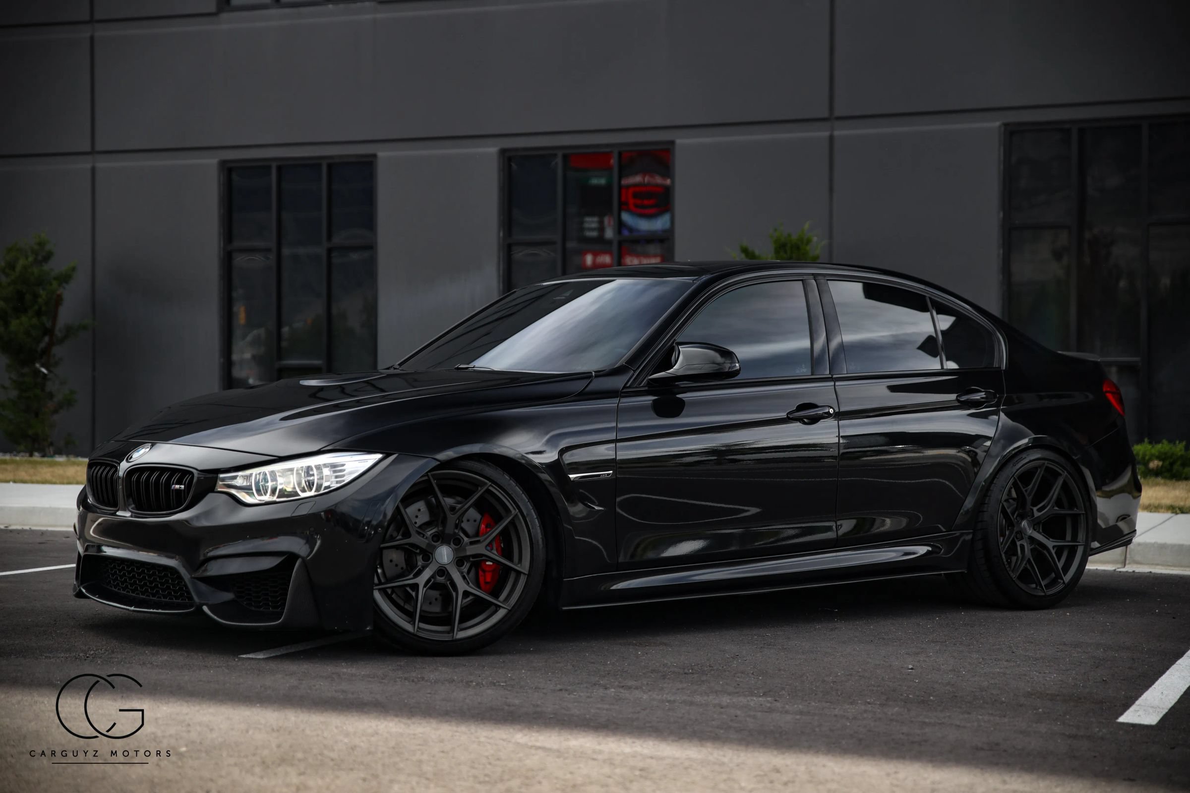 Used 2017 BMW M3 RWD image 4