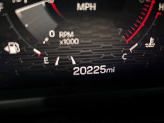 Used 2024 GMC Acadia AT4 w/ Luxury Package image 21