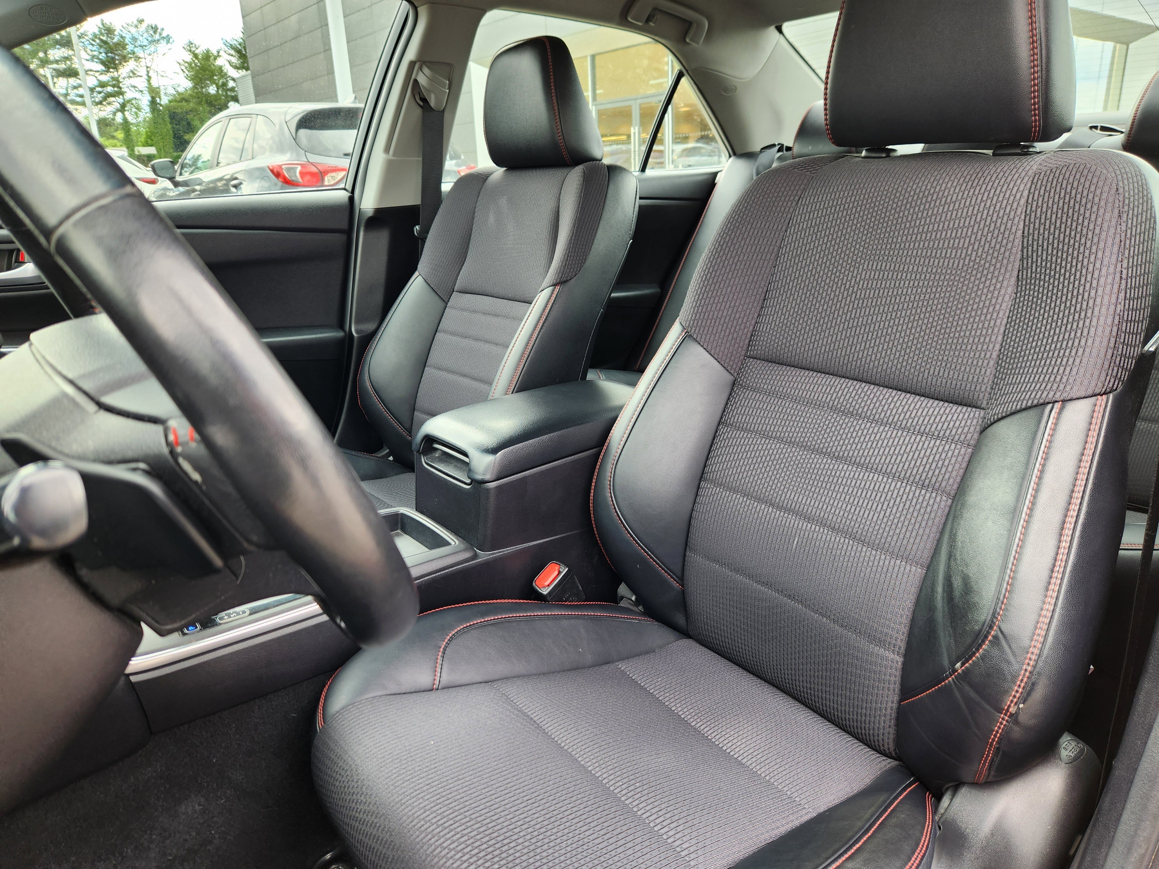 Used 2016 Toyota Camry SE FWD image 7