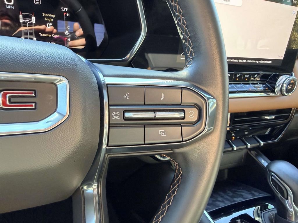 Used 2023 GMC Canyon AT4 w/ Canyon Safety Plus Package image 8