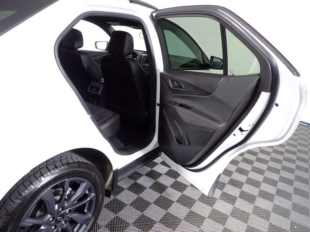 Used 2024 Chevrolet Equinox RS AWD/4WD image 37
