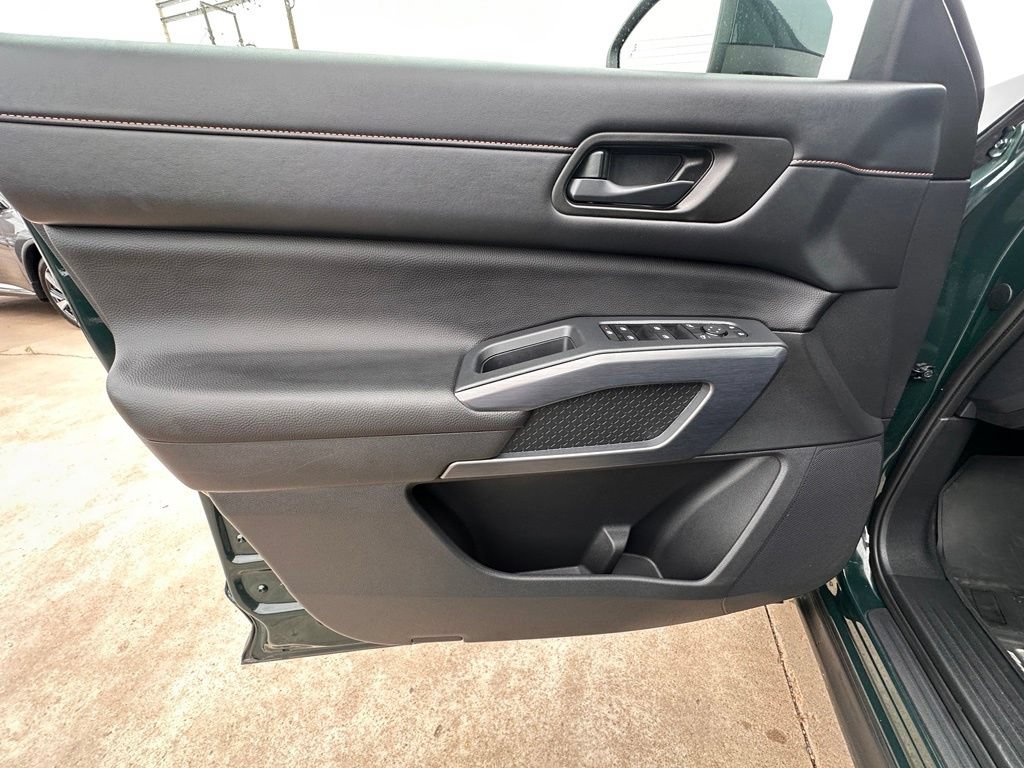 Certified 2024 Nissan Pathfinder Rock Creek AWD/4WD image 14