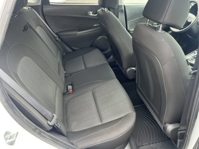 Certified 2023 Hyundai Kona SEL w/ Convenience Package image 16