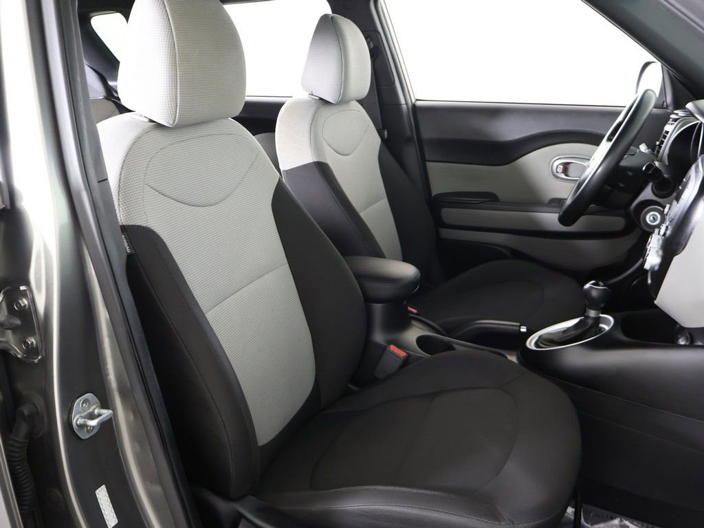 Used 2019 Kia Soul image 28