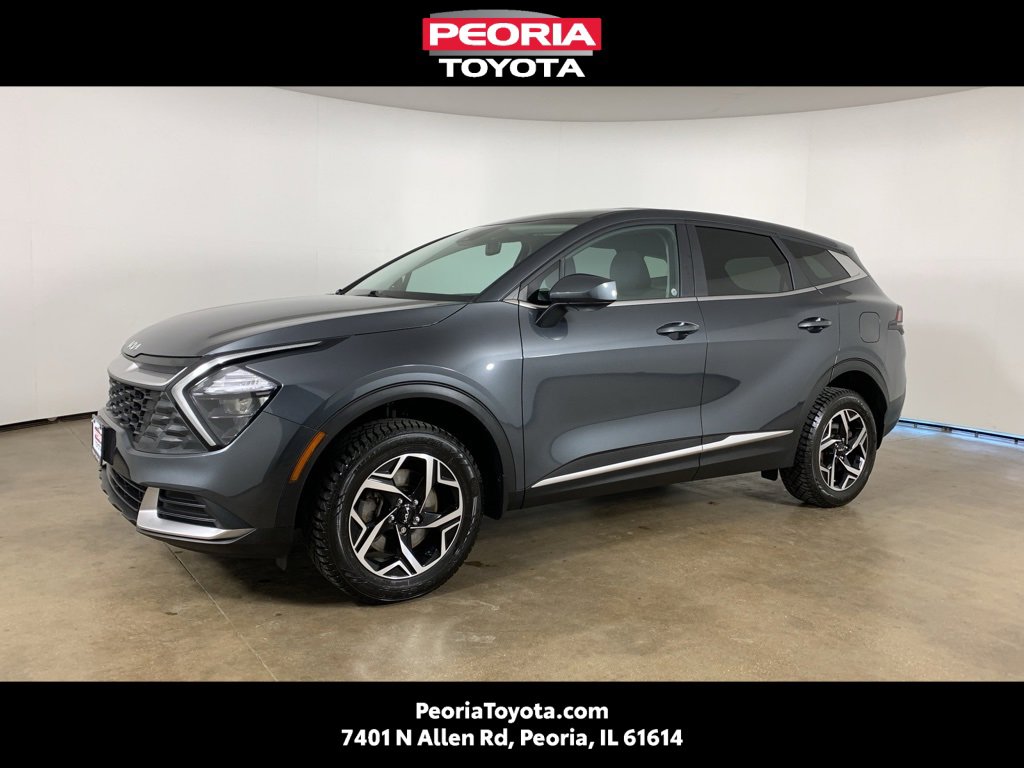 Used 2023 Kia Sportage LX image 1