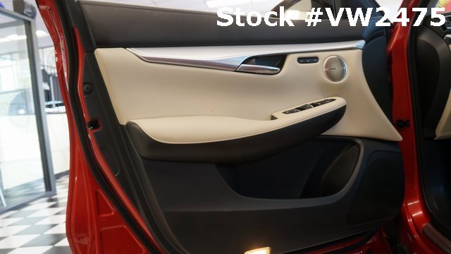 Used 2021 INFINITI QX50 Sensory w/ Cargo Package image 31