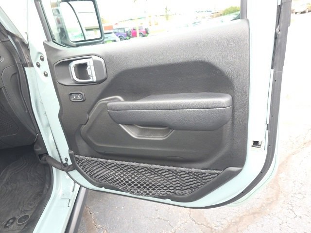 Used 2024 Jeep Wrangler Willys image 36