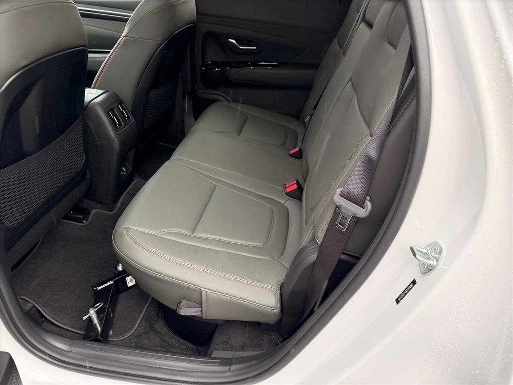 Used 2024 Hyundai Santa Cruz Limited image 8