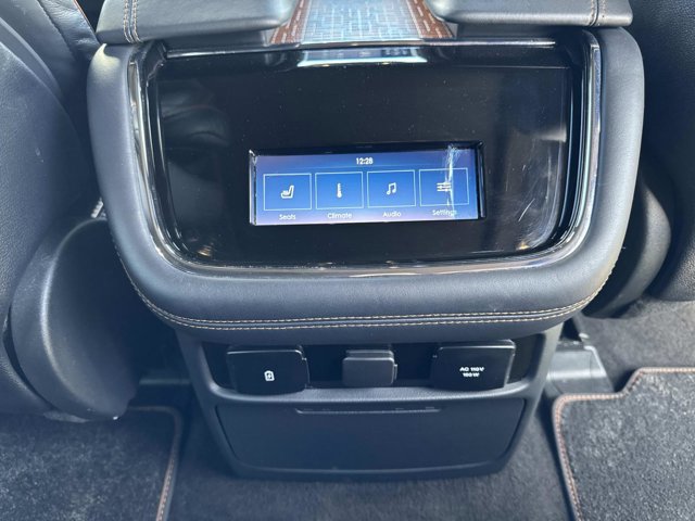 Used 2024 Lincoln Navigator L Black Label image 24