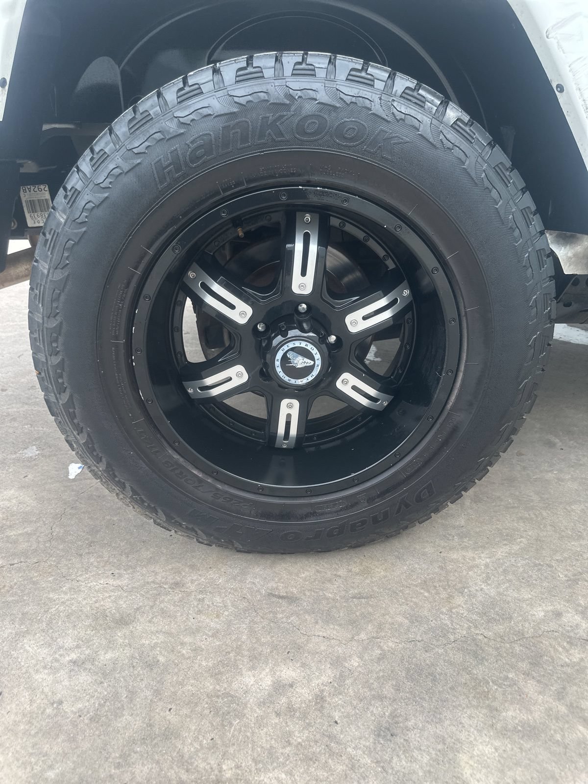 Used 2013 Jeep Wrangler Unlimited Sahara AWD/4WD image 26