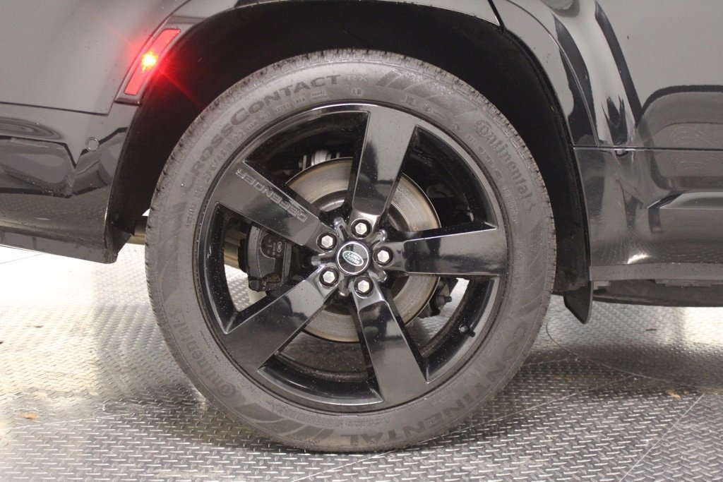 Certified 2024 Land Rover Defender 130 V8 image 19