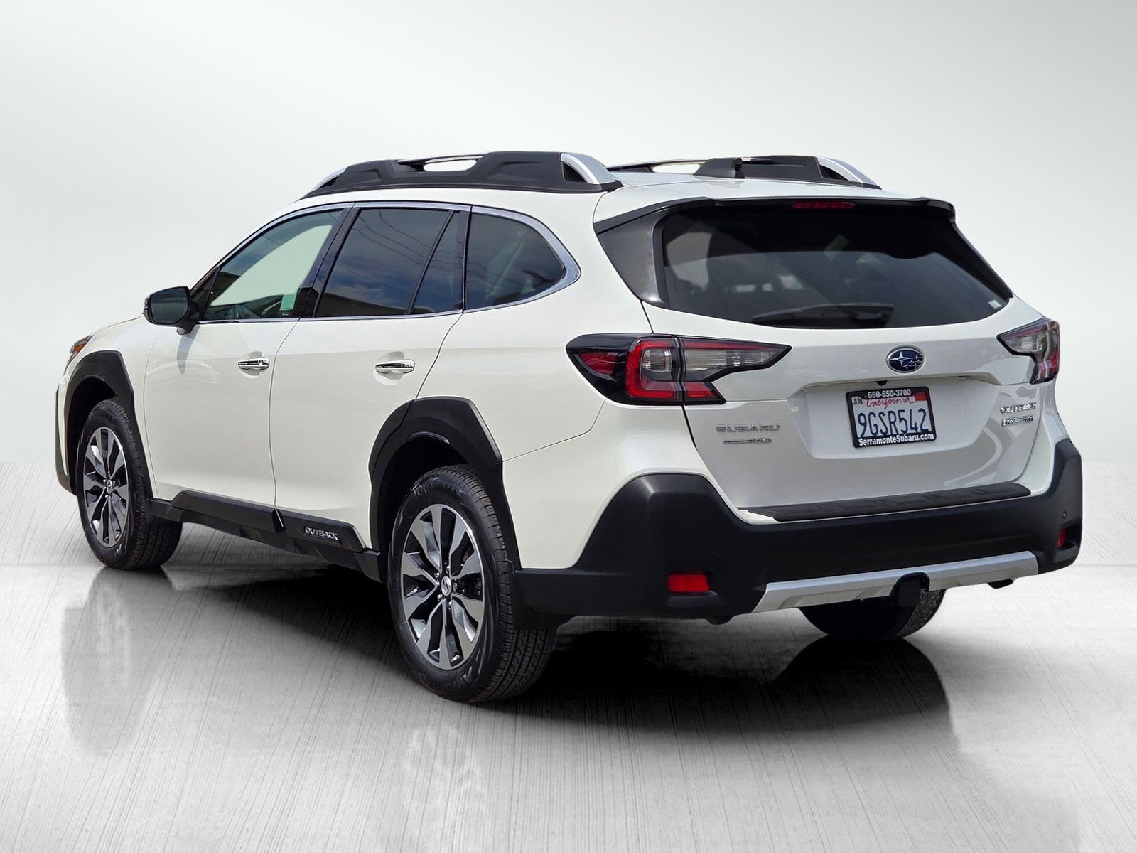 Used 2024 Subaru Outback Touring XT AWD/4WD image 6