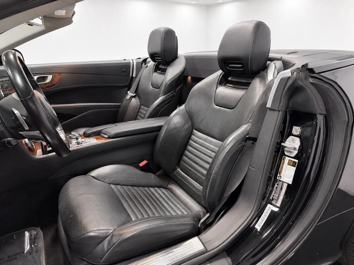 Used 2018 Mercedes-Benz SL 550 image 13