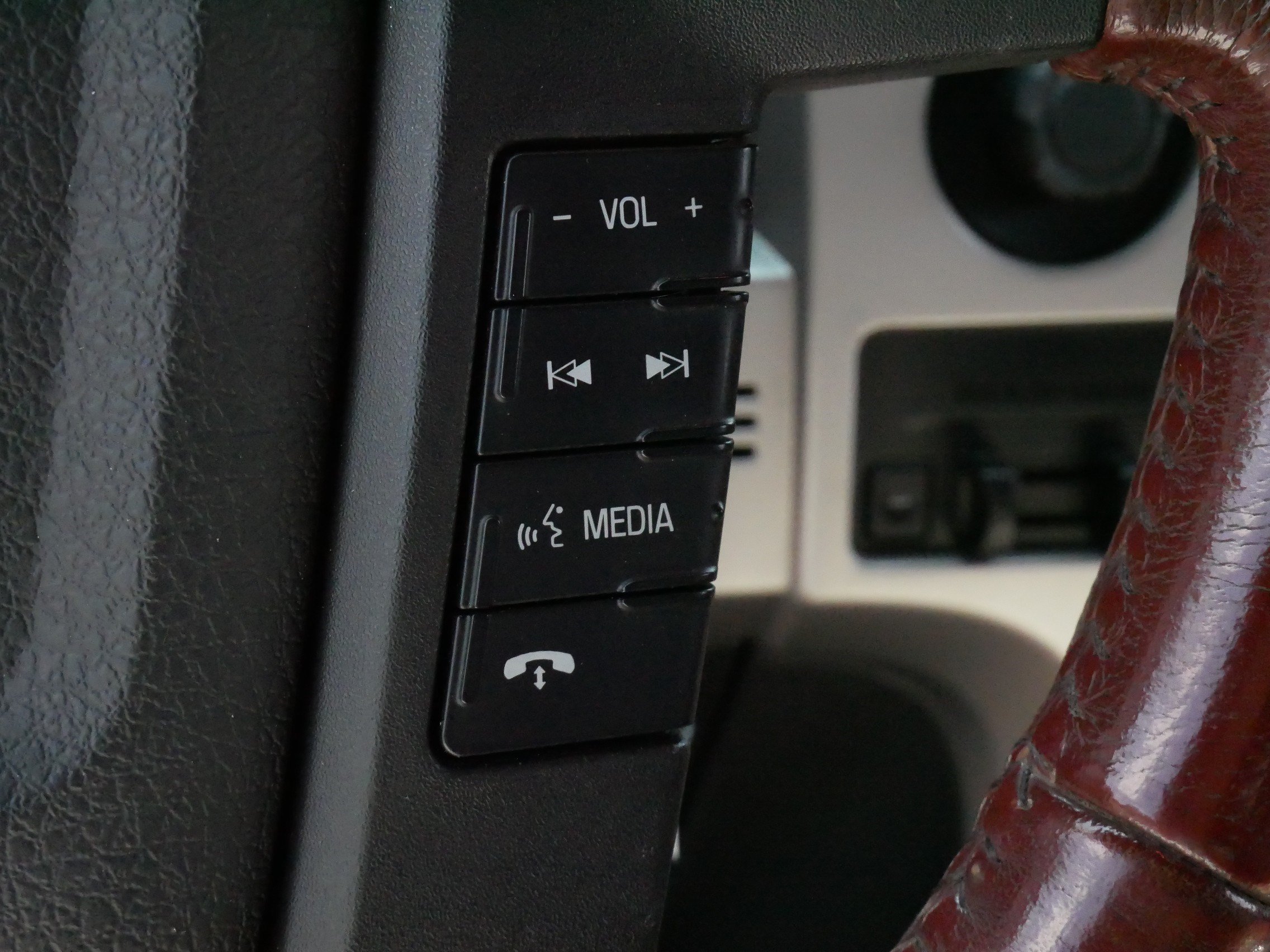 Used 2013 Ford F150 King Ranch w/ King Ranch Luxury Pkg AWD/4WD image 25
