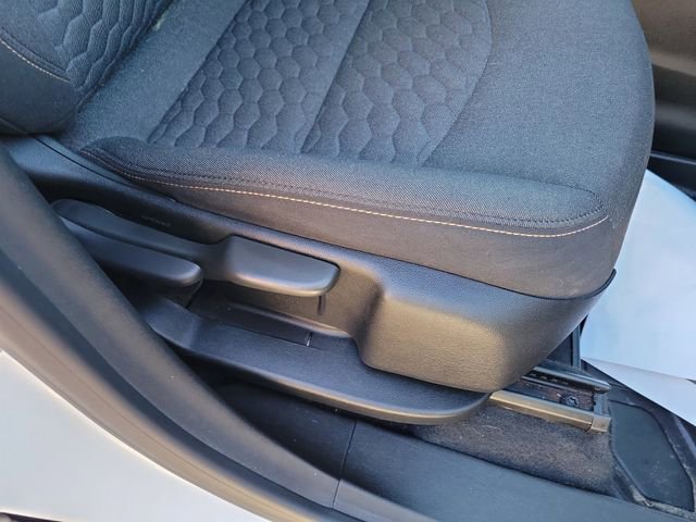 Used 2021 Chevrolet Equinox LT image 35