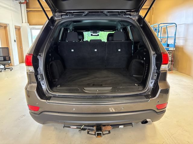 Used 2021 Jeep Grand Cherokee Laredo AWD/4WD image 22