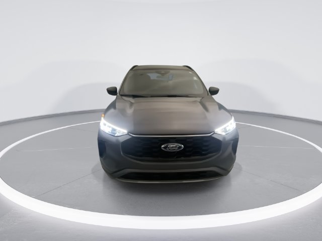 Used 2024 Ford Escape ST-Line w/ Tech Pack #1 FWD image 9