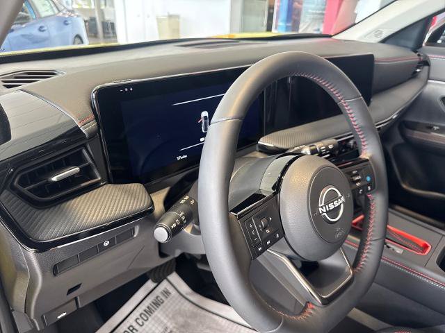 New 2025 Nissan Kicks SR w/ Illumination Package AWD/4WD image 9
