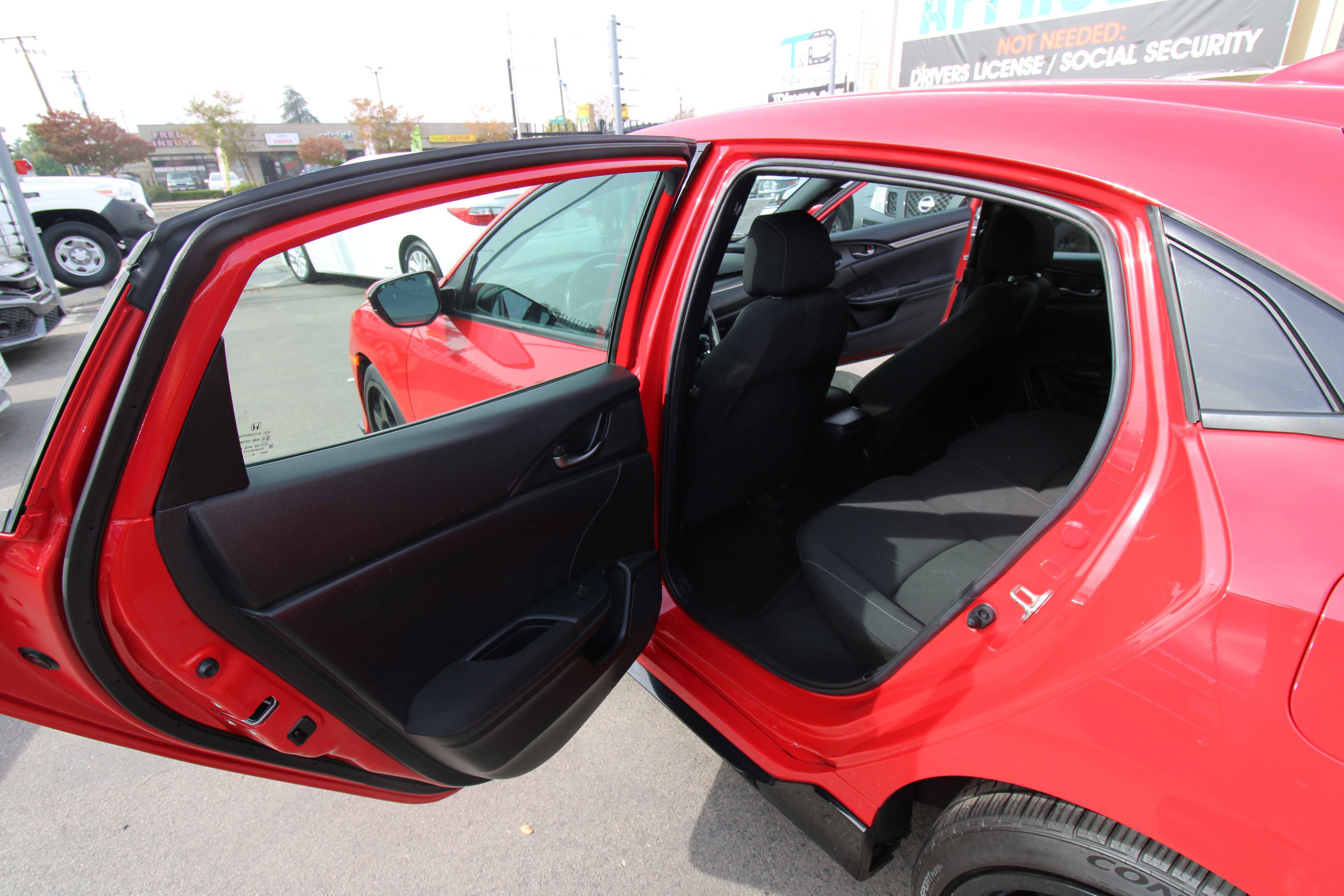 Used 2019 Honda Civic Sport image 31