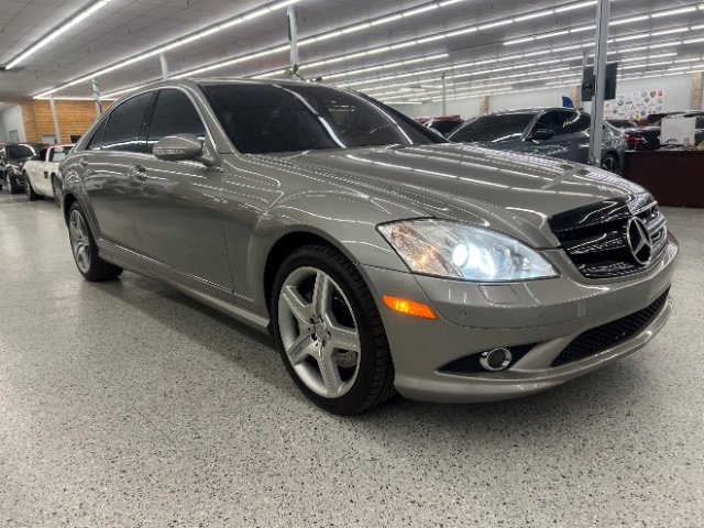 Used 2009 Mercedes-Benz S 550 4MATIC image 3