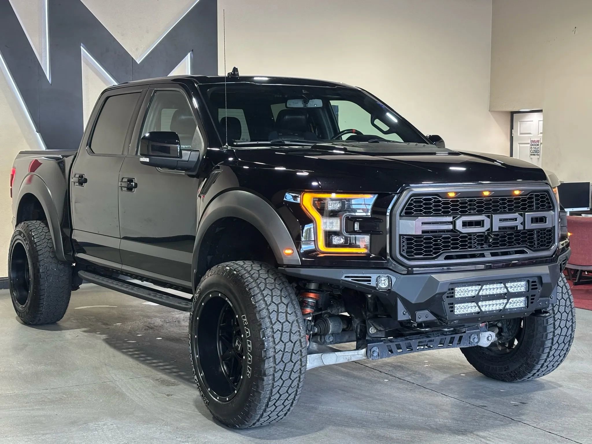 Used 2019 Ford F150 Raptor w/ Equipment Group 802A Luxury image 2