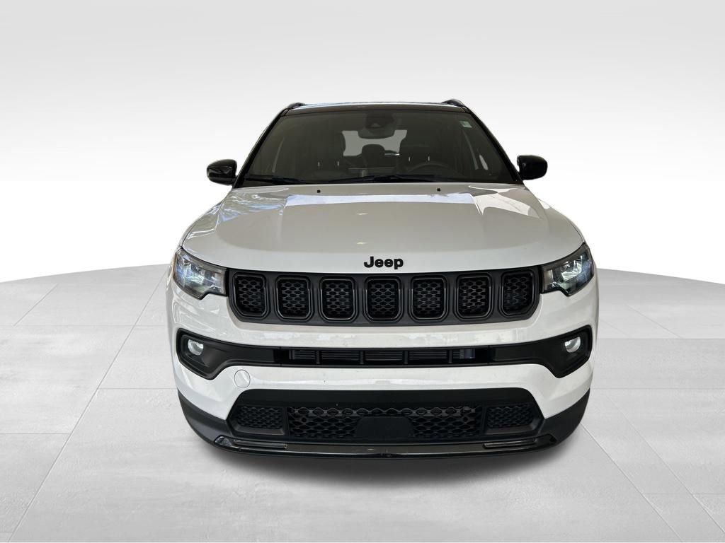 Used 2023 Jeep Compass Altitude image 12