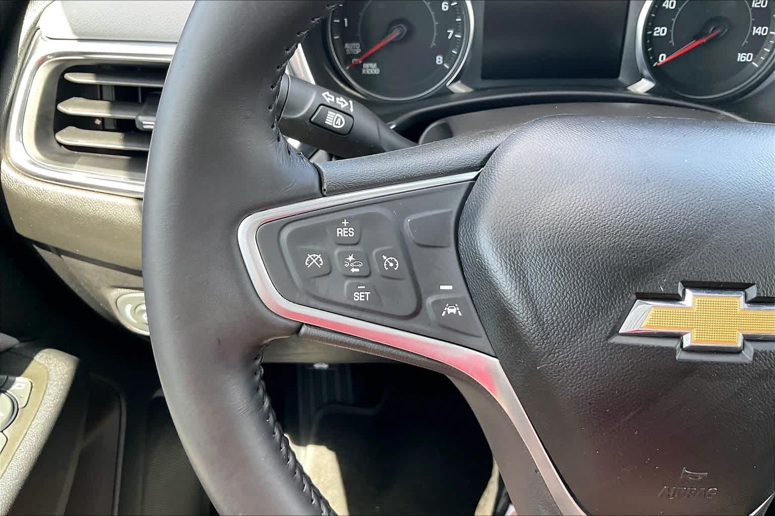 Used 2022 Chevrolet Equinox LT FWD image 23